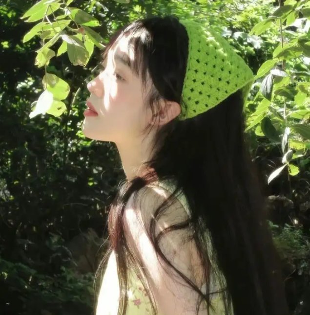 潇洒佳人淡淡妆